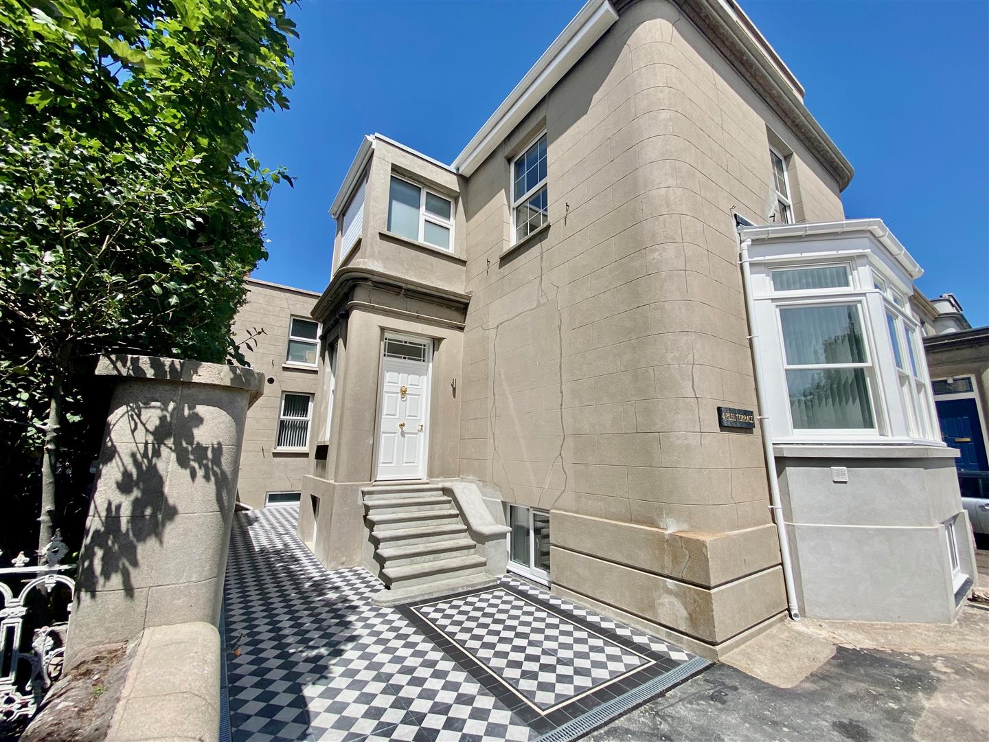 The House, 4 Peel Terrace, La Route Du Fort, St. Helier